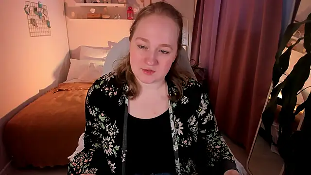 Snapshot of Kitty_Rest_ chatting on May 8, 2:33 pm Kitty Rest online show from May 8, 2:33 pm