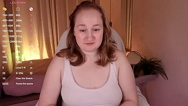 Snapshot of Kitty_Rest_ chatting on May 31, 6:31 pm Kitty Rest online show from May 31, 6:31 pm