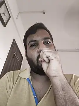 Snapshot of vinay_smalldick chatting on November 24, 1:38 am vinay smalldick online show from November 24, 1:38 am