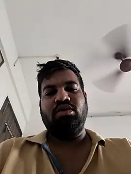 Snapshot of vinay_smalldick chatting on November 25, 2:11 am vinay smalldick online show from November 25, 2:11 am