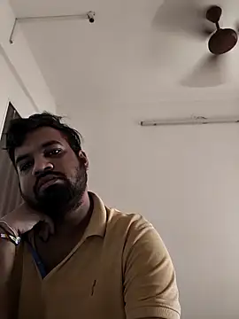 Snapshot of vinay_smalldick chatting on November 28, 2:14 am vinay smalldick online show from November 28, 2:14 am