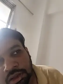 vinay smalldick online show from June 7, 9:35 am