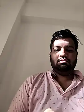vinay smalldick online show from June 9, 2:23 am