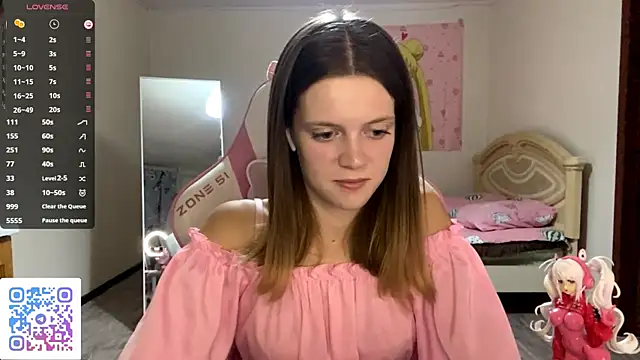 VibeQueenLucy online show from October 1, 3:18 pm