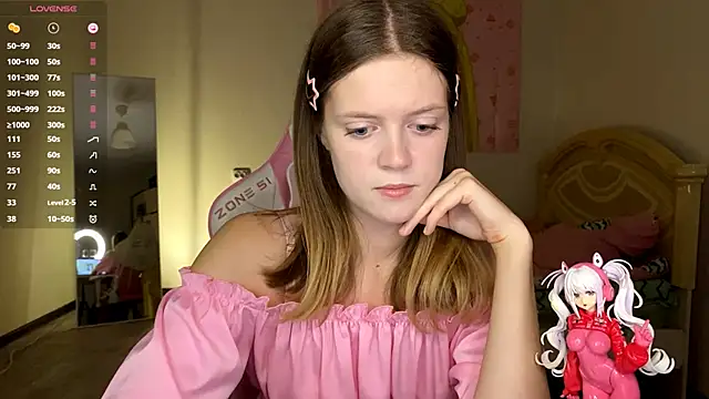 VibeQueenLucy online show from October 30, 1:34 pm