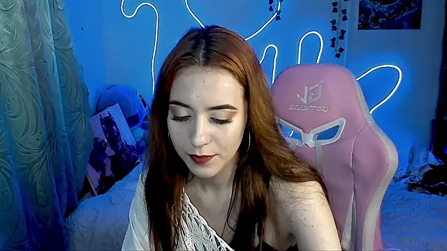 monika k online show from June 14, 5:04 pm