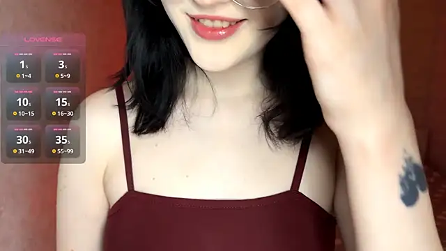 FakeLamb online show from March 28, 9:14 pm