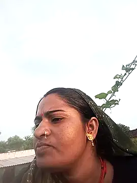 Snapshot of Hansini_Gowda chatting on September 9, 12:15 pm Hansini Gowda online show from September 9, 12:15 pm