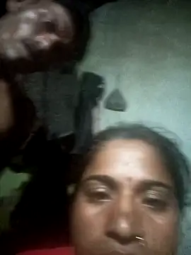 Snapshot of Hansini_Gowda chatting on September 15, 4:29 pm Hansini Gowda online show from September 15, 4:29 pm