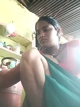 Snapshot of Hansini_Gowda chatting on September 17, 12:18 pm Hansini Gowda online show from September 17, 12:18 pm
