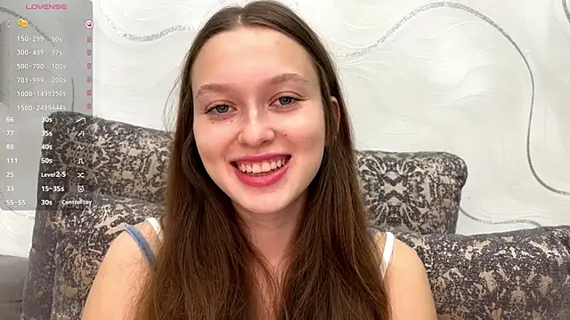 Snapshot of CharlynDini chatting on October 5, 3:10 pm CharlynDini online show from October 5, 3:10 pm