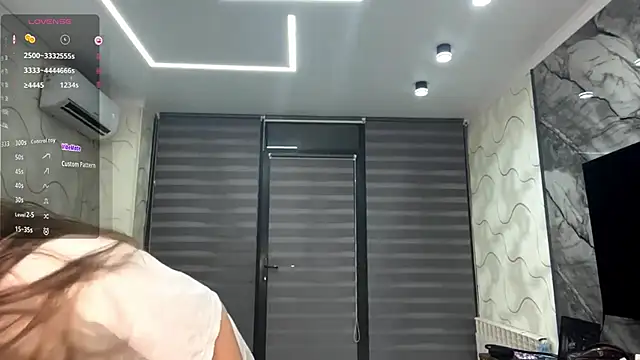 Snapshot of CharlynDini chatting on November 1, 3:14 pm CharlynDini online show from November 1, 3:14 pm