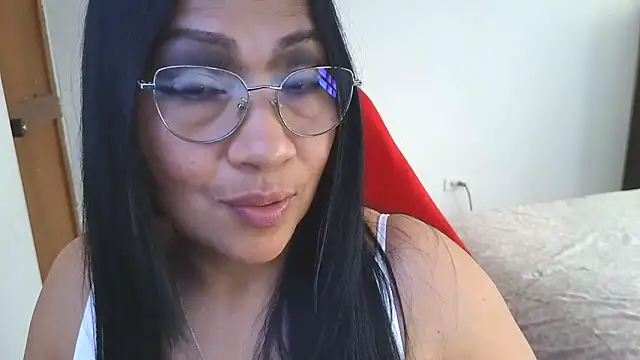 Snapshot of LissafeetHott chatting on March 11, 7:09 pm LissafeetHott online show from March 11, 7:09 pm