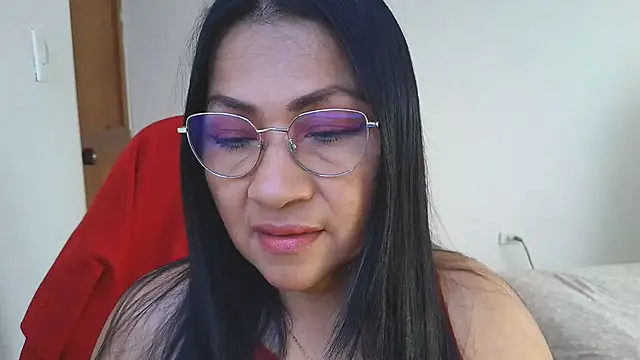 Snapshot of LissafeetHott chatting on March 17, 7:17 pm LissafeetHott online show from March 17, 7:17 pm