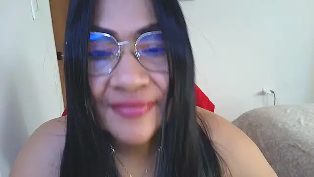 Snapshot of LissafeetHott chatting on April 9, 8:58 pm LissafeetHott online show from April 9, 8:58 pm