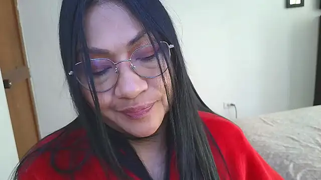 Snapshot of LissafeetHott chatting on April 18, 1:59 pm LissafeetHott online show from April 18, 1:59 pm