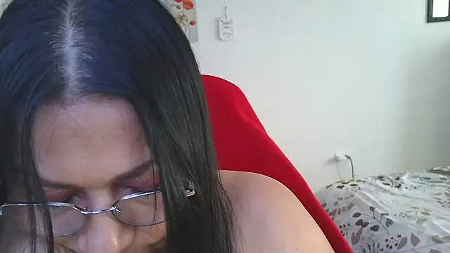Snapshot of LissafeetHott chatting on May 16, 7:56 pm LissafeetHott online show from May 16, 7:56 pm