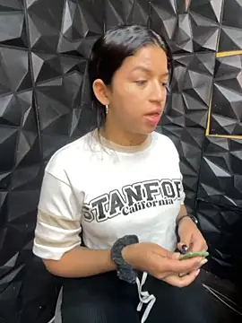 lil charme online show from September 26, 5:06 pm
