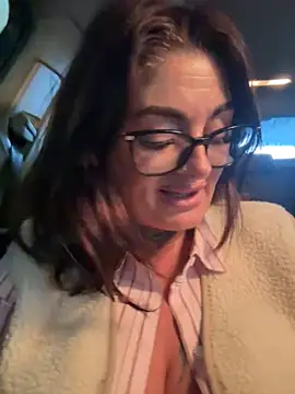 IrishmilfAnna online show from April 14, 12:11 pm