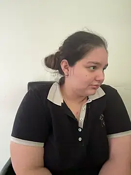 Snapshot of PortuPAWG chatting on February 12, 10:05 pm PortuPAWG online show from February 12, 10:05 pm