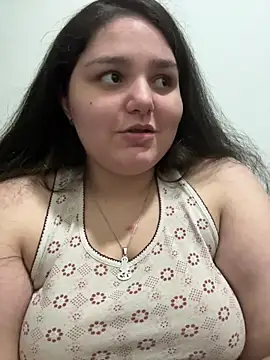 Snapshot of PortuPAWG chatting on March 8, 2:04 am PortuPAWG online show from March 8, 2:04 am