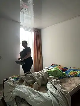 Snapshot of PortuPAWG chatting on March 19, 10:47 pm PortuPAWG online show from March 19, 10:47 pm