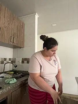 PortuPAWG online show from May 17, 8:05 pm