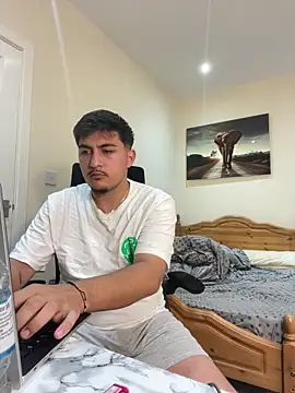 Snapshot of mixedcouplee69 chatting on September 10, 7:58 pm mixedcouplee69 online show from September 10, 7:58 pm