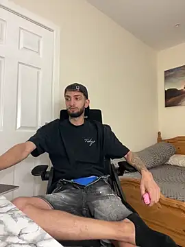 Snapshot of mixedcouplee69 chatting on September 22, 3:25 pm mixedcouplee69 online show from September 22, 3:25 pm