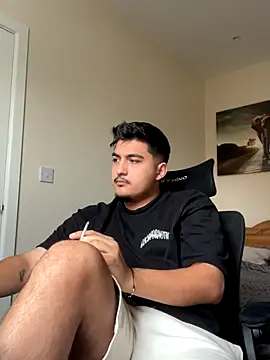 Snapshot of mixedcouplee69 chatting on September 26, 10:41 am mixedcouplee69 online show from September 26, 10:41 am