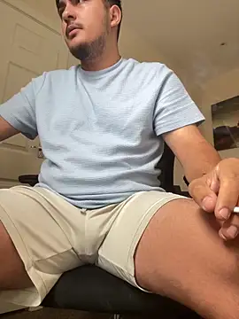 Snapshot of mixedcouplee69 chatting on October 9, 10:02 am mixedcouplee69 online show from October 9, 10:02 am