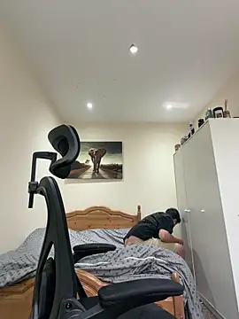 Snapshot of mixedcouplee69 chatting on November 22, 11:53 am mixedcouplee69 online show from November 22, 11:53 am