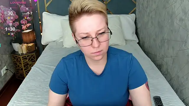 AlexandraGreen online show from October 2, 10:06 pm