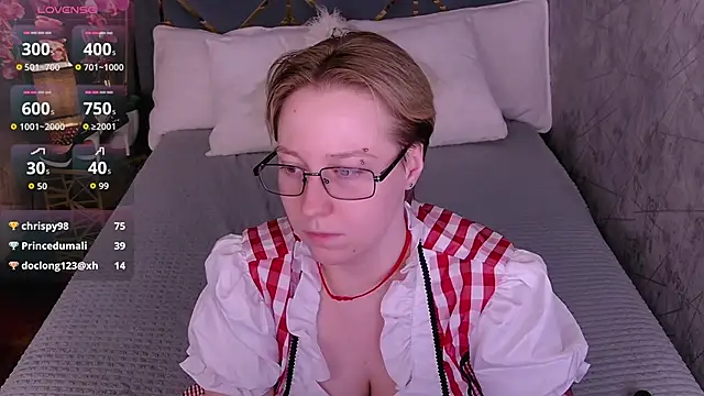 AlexandraGreen online show from June 15, 4:36 am