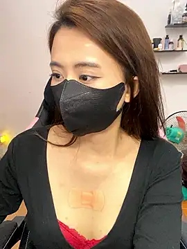 Mochi21 online show from January 11, 10:09 am