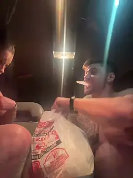 Snapshot of CaptHook931 chatting on March 27, 8:48 am CaptHook931 online show from March 27, 8:48 am