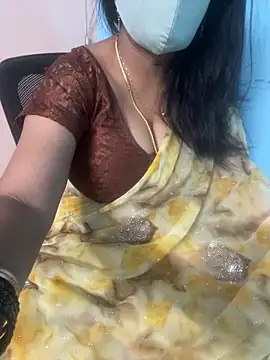 Snapshot of monal_95 chatting on March 5, 2:24 pm monal 95 online show from March 5, 2:24 pm