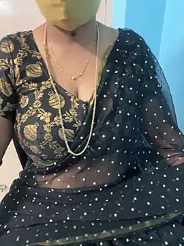 Snapshot of monal_95 chatting on March 10, 2:16 am monal 95 online show from March 10, 2:16 am