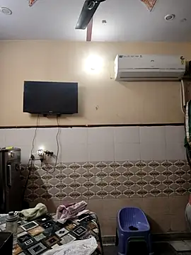 meenu bhabhi547 online show from January 13, 2:39 am