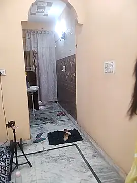 Snapshot of meenu_bhabhi547 chatting on February 22, 4:13 am meenu bhabhi547 online show from February 22, 4:13 am