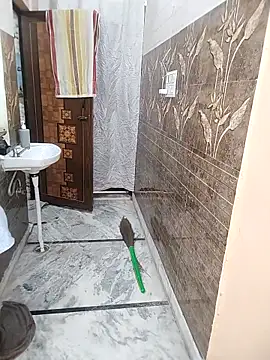 Snapshot of meenu_bhabhi547 chatting on March 6, 4:53 am meenu bhabhi547 online show from March 6, 4:53 am