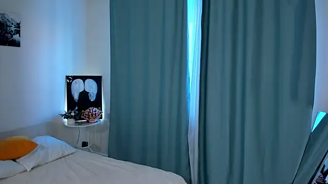 Chloeee4200 online show from March 6, 12:23 pm