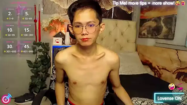 Snapshot of Skinny_CumLoader69 chatting on October 11, 8:40 pm Skinny CumLoader69 online show from October 11, 8:40 pm