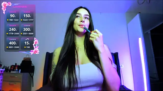 Veronica Larsson online show from September 27, 6:24 pm