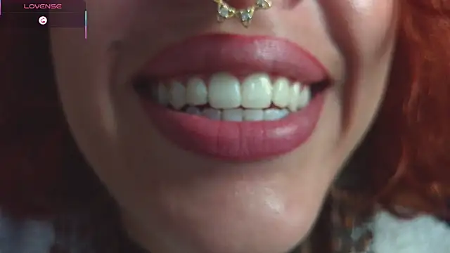 Snapshot of bri_von_dhara__ chatting on June 16, 10:01 pm bri von dhara online show from June 16, 10:01 pm