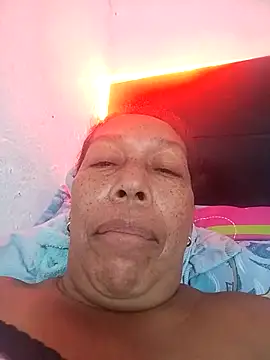 Snapshot of Naomi-Mature chatting on October 23, 8:24 am Naomi-Mature online show from October 23, 8:24 am