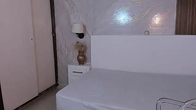 Snapshot of BellaSky4 chatting on October 12, 12:04 pm BellaSky4 online show from October 12, 12:04 pm