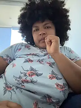 Snapshot of Rizos_hot_official chatting on May 3, 12:33 pm Rizos hot official online show from May 3, 12:33 pm