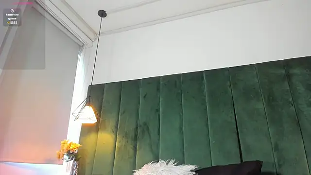 Snapshot of kittyy_milk_001 chatting on October 30, 8:20 pm kittyy milk 001 online show from October 30, 8:20 pm