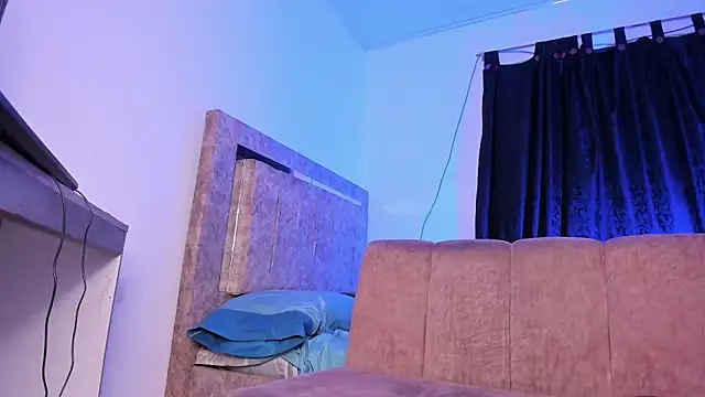 Cj davis  online show from February 15, 2:52 am